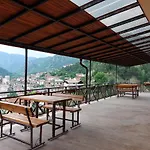 борник хил / Bornik Hill Aparthotel