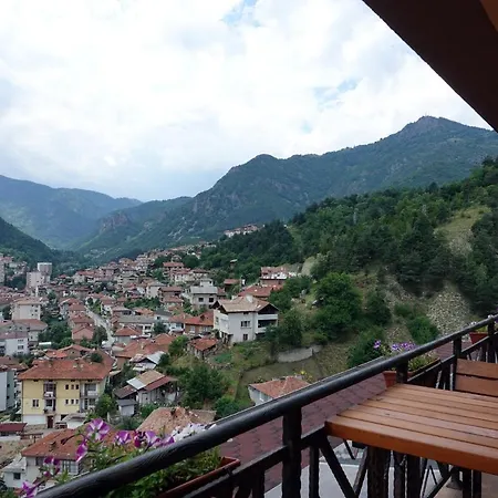 борник хил / Bornik Hill Lejlighedshotel