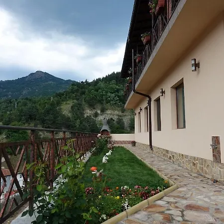 Aparthotel борник хил / Bornik Hill Devin