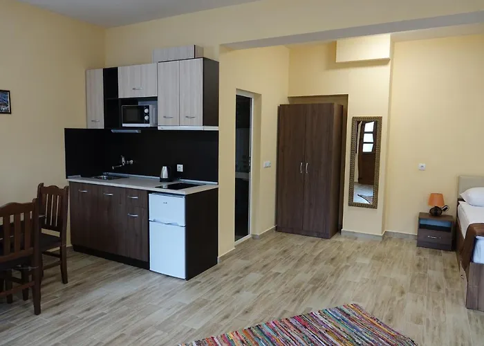 Aparthotel борник хил / Bornik Hill 4*