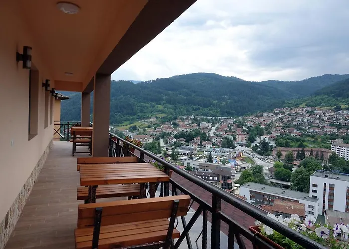 борник хил / Bornik Hill 公寓式酒店 4*